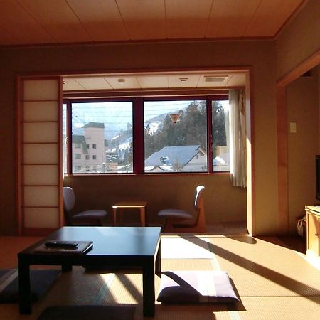 Hakuba Hotel Ougiya Экстерьер фото