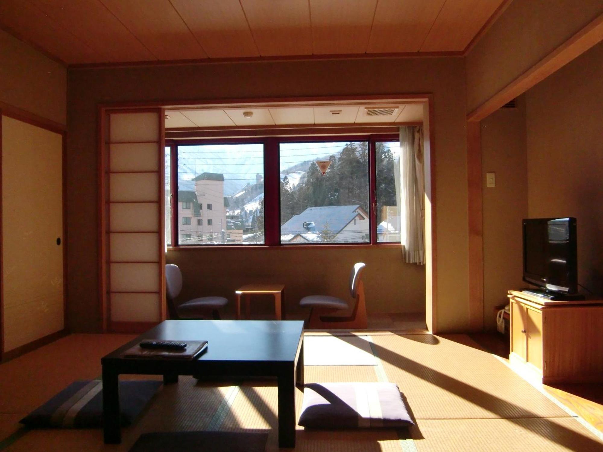 Hakuba Hotel Ougiya Экстерьер фото