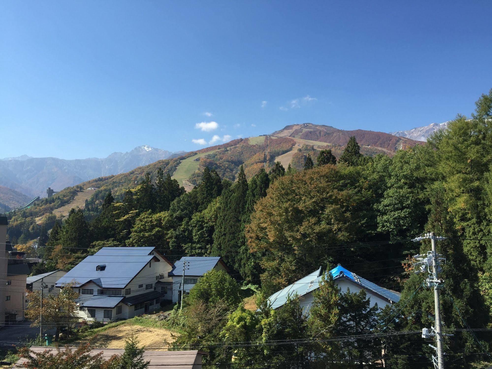 Hakuba Hotel Ougiya Экстерьер фото